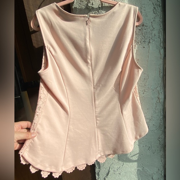 NY&Co 7th Avenue pink peplum top, NWT size XL - Picture 4 of 8